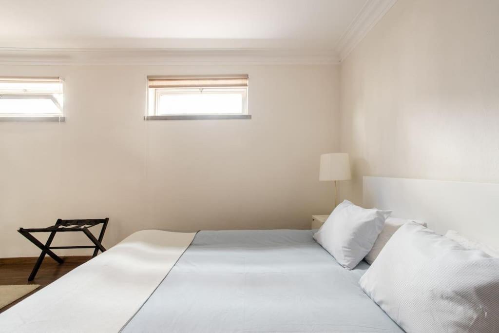 Vinaika Loft Apartment Oeiras Bagian luar foto