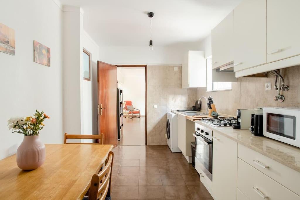 Vinaika Loft Apartment Oeiras Bagian luar foto